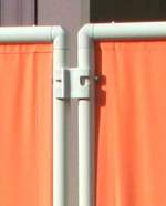 2 cadres de paravent reli�s par un clip de connexion