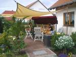 Terrasse ombrag�e avec voiles triangulaires